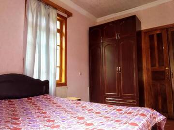 Фото номера Двухместный номер с 1 кроватью и видом на горы Гостевой дом N1 Guesthouse г. Lentekhi 3